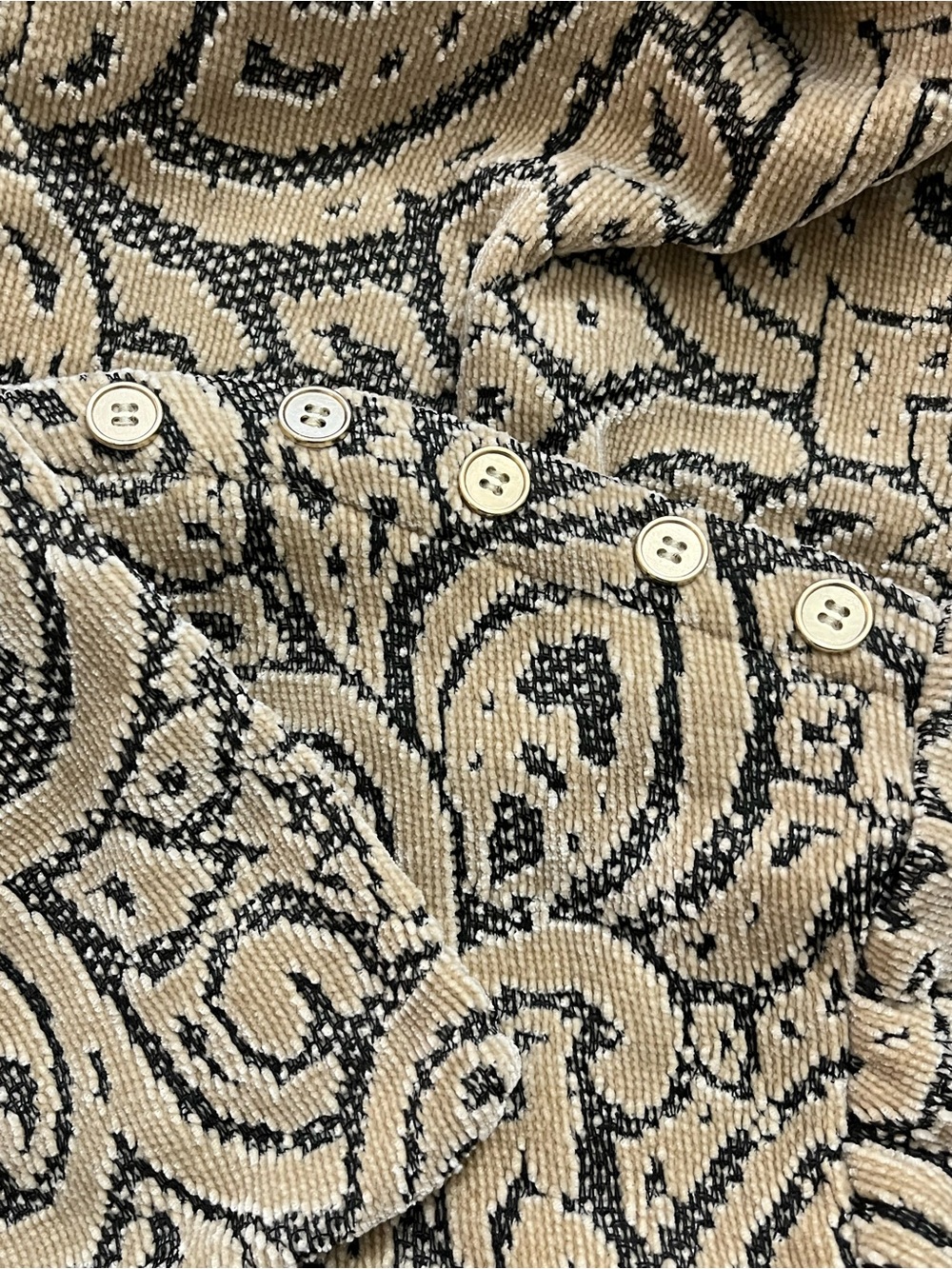 Ruby Rd. Beige and Black Textured Knit Top with Pattern - Picture 4 of 6